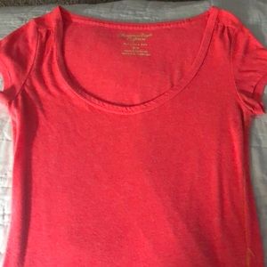 American Eagle favorite tee